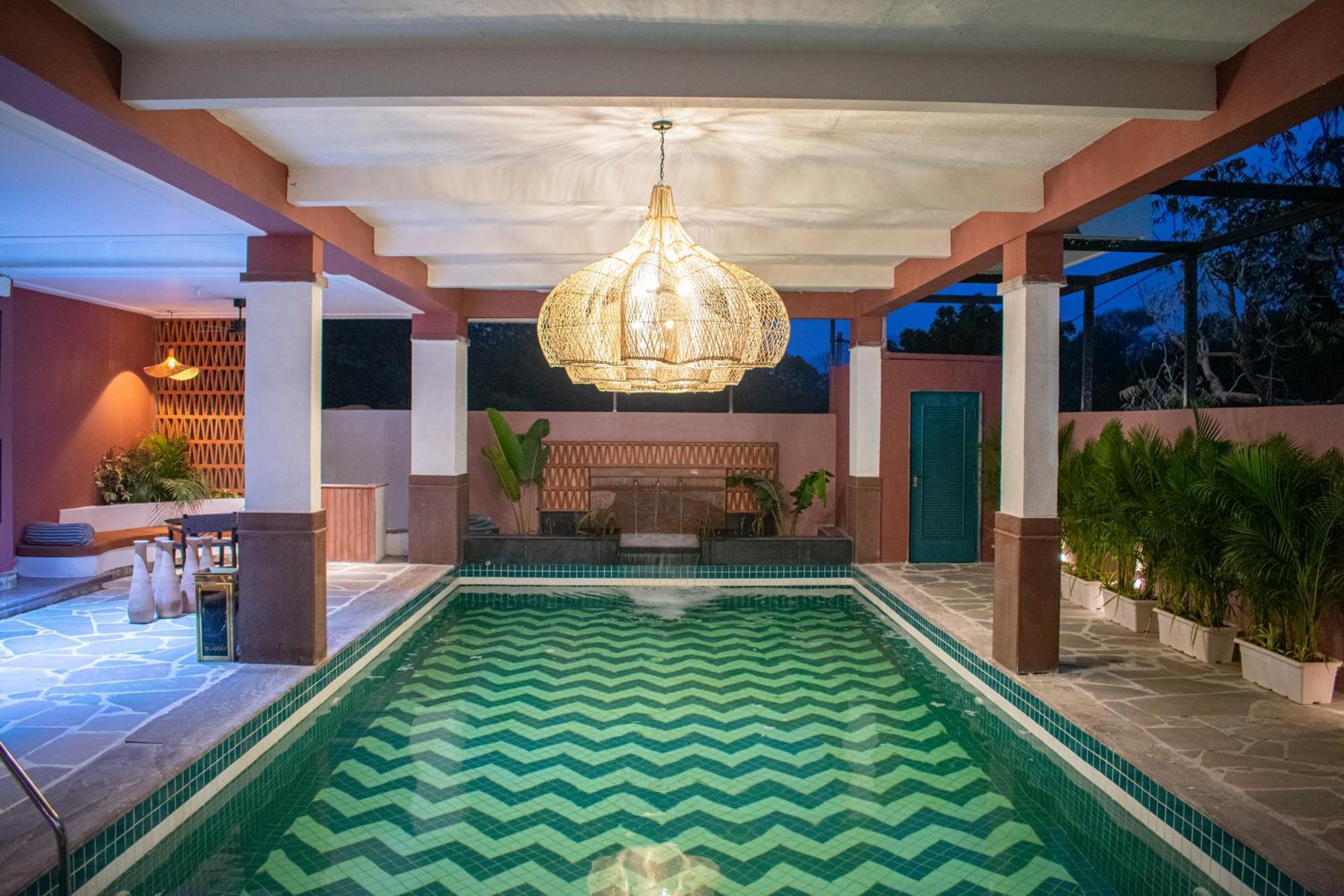 Casa Blanca Lakecity Ουνταϊπούρ Εξωτερικό φωτογραφία
