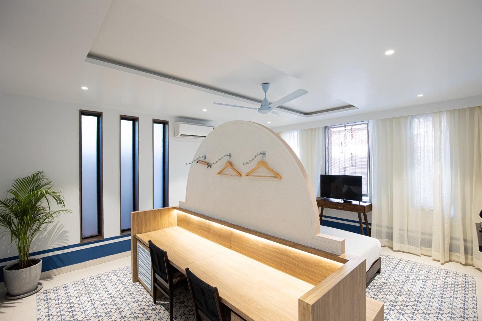 Casa Blanca Lakecity Ουνταϊπούρ Εξωτερικό φωτογραφία