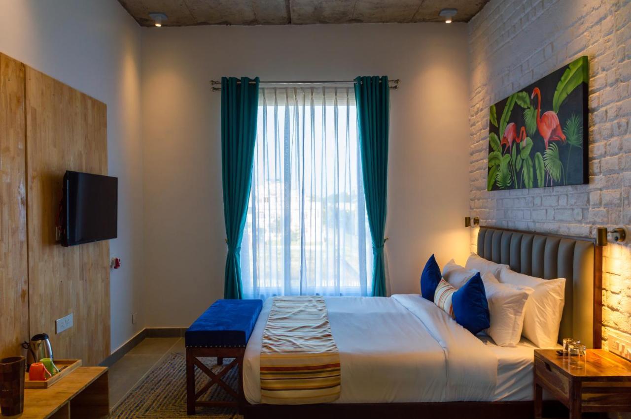 Casa Blanca Lakecity Ουνταϊπούρ Εξωτερικό φωτογραφία